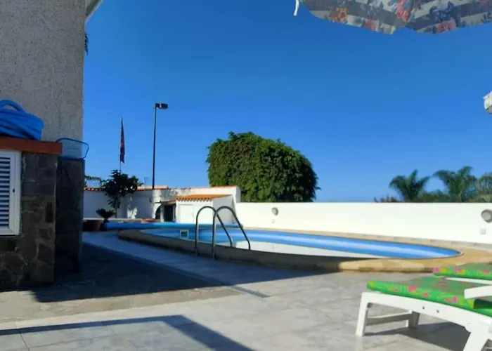 Semesterbostad Heated Pool With Sea View Tranquil Retreat At Malvasia Garden