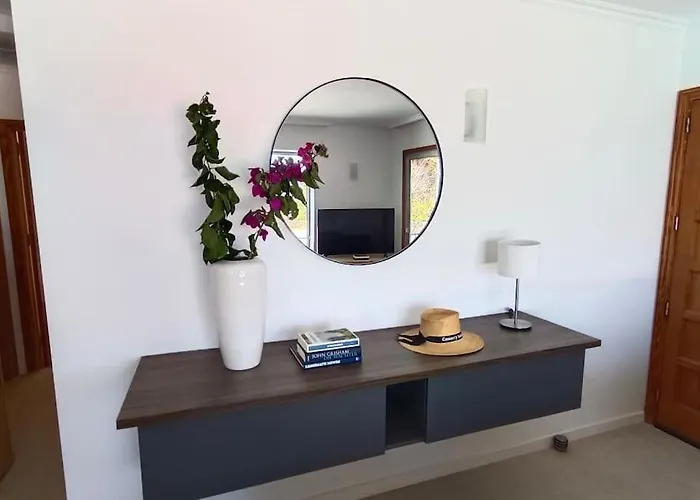 Semesterbostad Heated Pool With Sea View Tranquil Retreat At Malvasia Garden