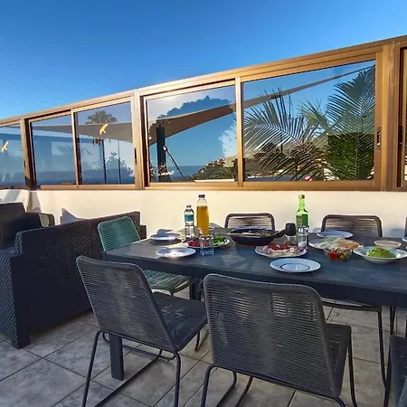 Сasa de vacaciones Heated Pool With Sea View Tranquil Retreat At Malvasia Garden *
