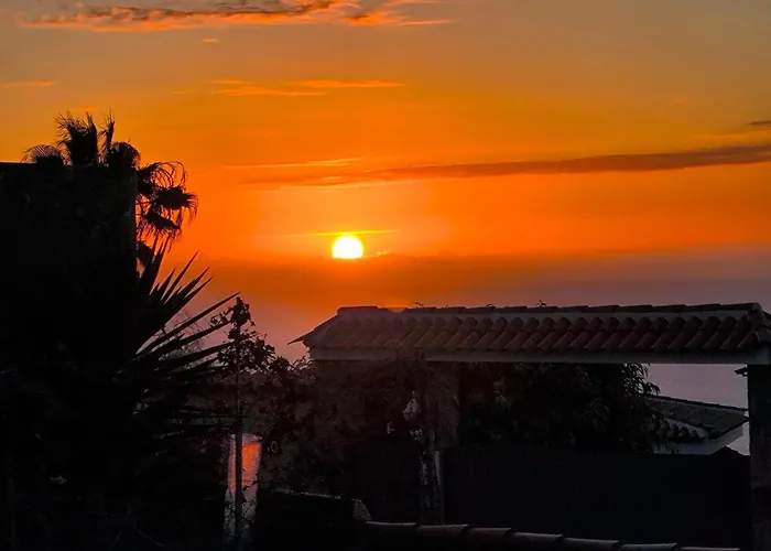 別荘 Heated Pool With Sea View Tranquil Retreat At Malvasia Garden *